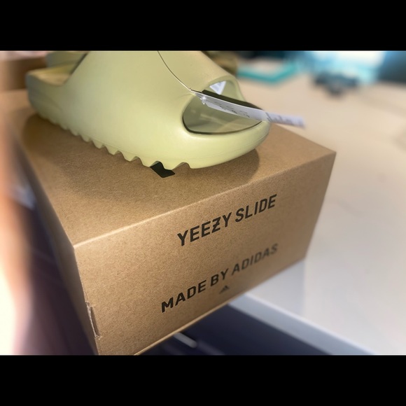 Yeezy Slides